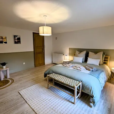 L'echappee Aux Cerfs Ferienhaus *